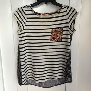 Striped Anthropologie tee with contrast fabric XS